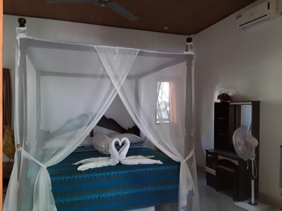 Blue Star Bungalows & Cafe Amed Eksteriør bilde