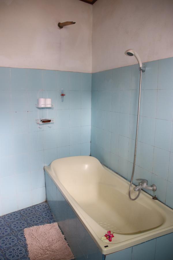 Blue Star Bungalows & Cafe Amed Eksteriør bilde